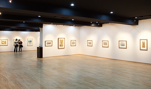 계절별 다양한 행사 기획, 전시회 및 공연행사 관람